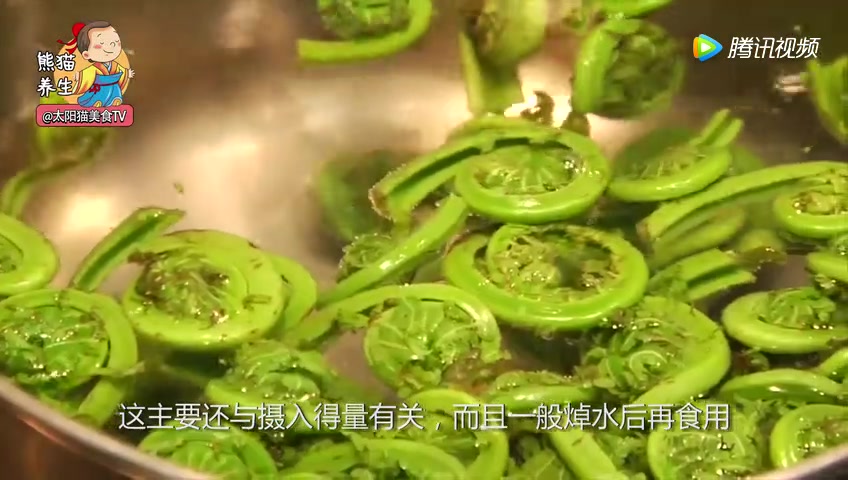 这种农村野菜身藏剧毒却风靡全球!是个人都扛不住,闻到就流口水