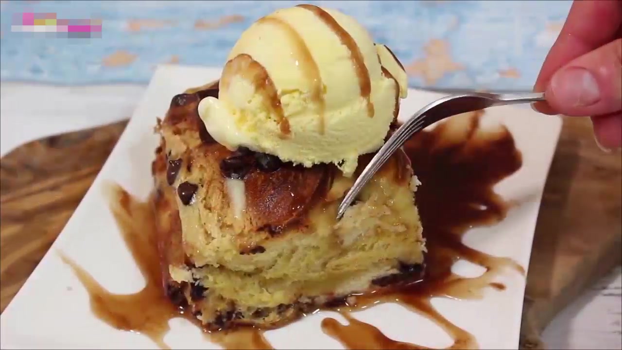 面包式的蛋糕点心,好吃到停不下手里的刀叉