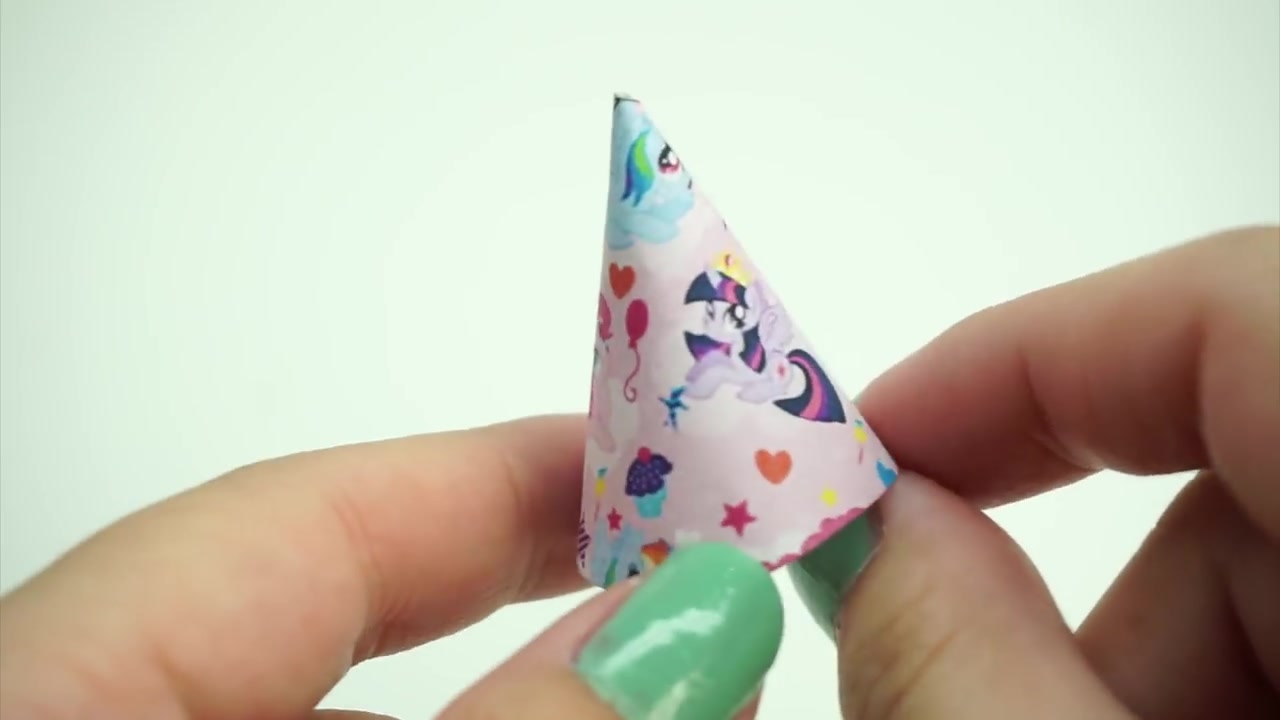 微型世界DIY:迷你生日派对帽