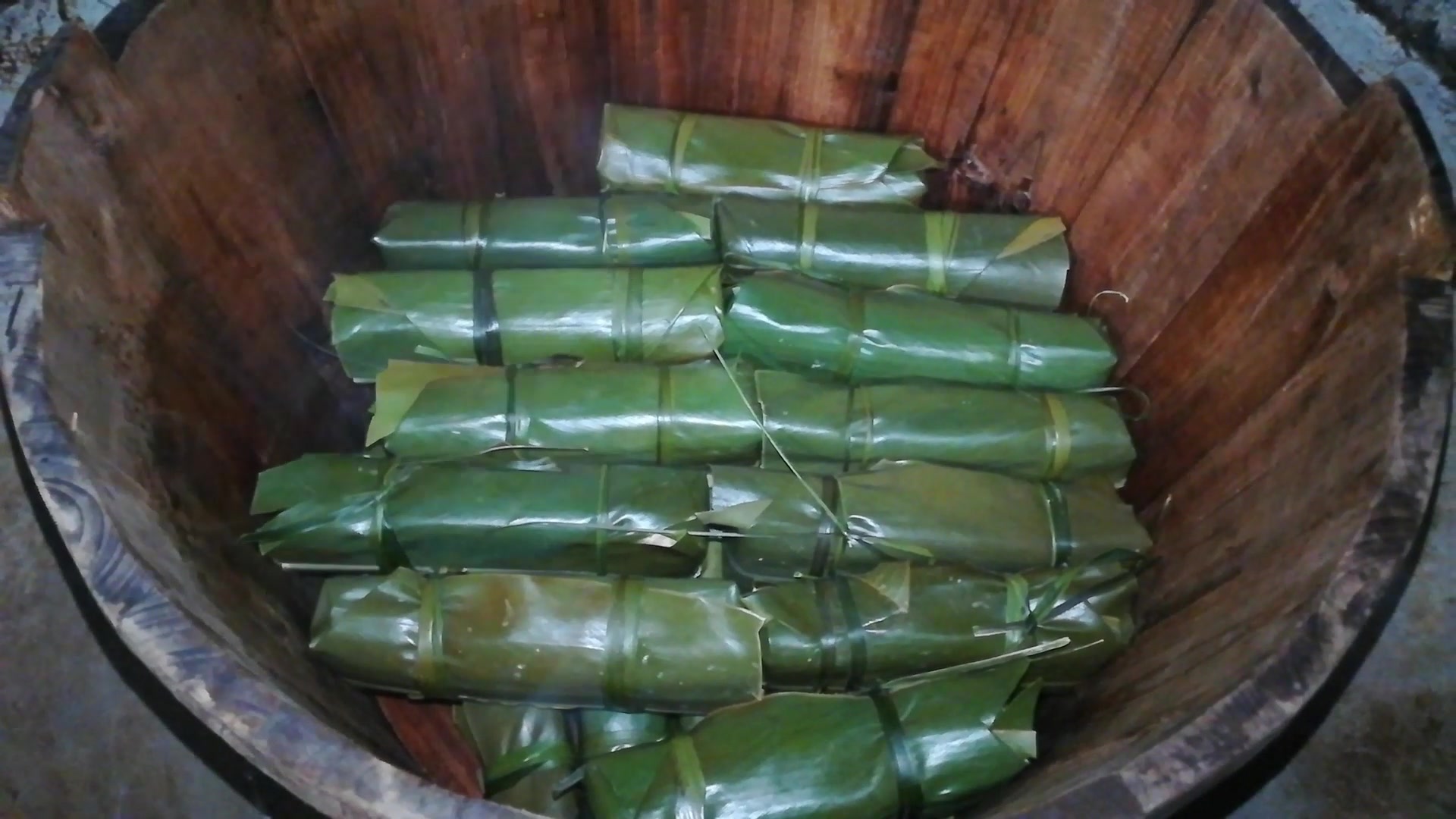 这才是家乡的年味,农村妈妈这样做四川泸州的特色糕点--黄粑