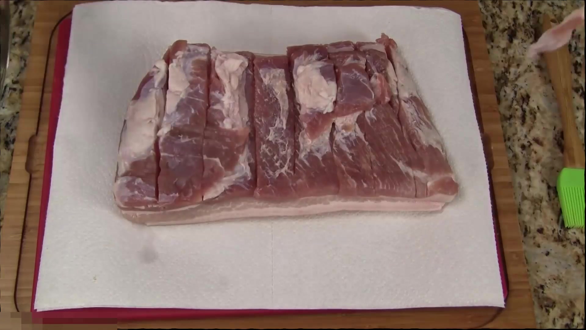 美味又好吃的脆皮烤猪肉做法,喜欢的朋友赶快收藏起来吧