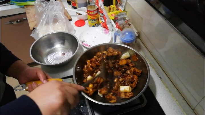 王家独创美味熬炒鸡一点也不比外面买的差