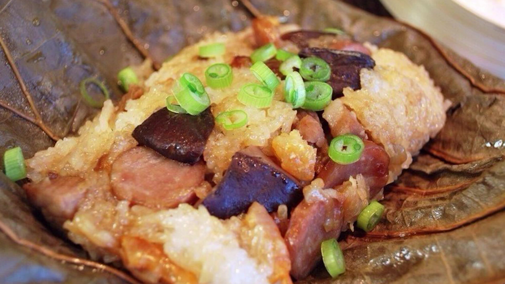 糯米鸡的正宗传统做法,现在的早餐店做的都不正宗了