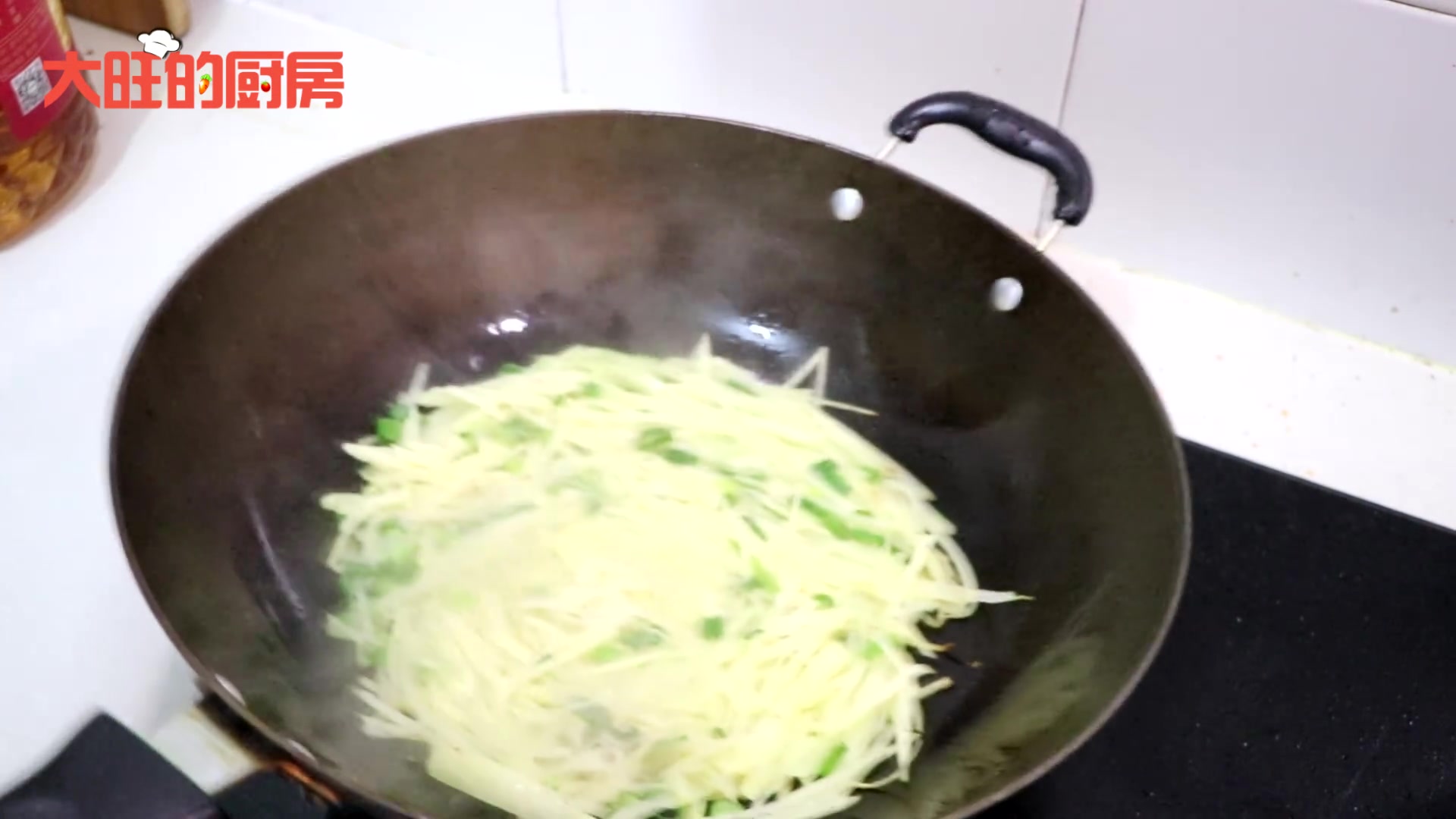 土豆饼最简单美味的做法,不用鸡蛋不用面粉,最地道的土豆饼