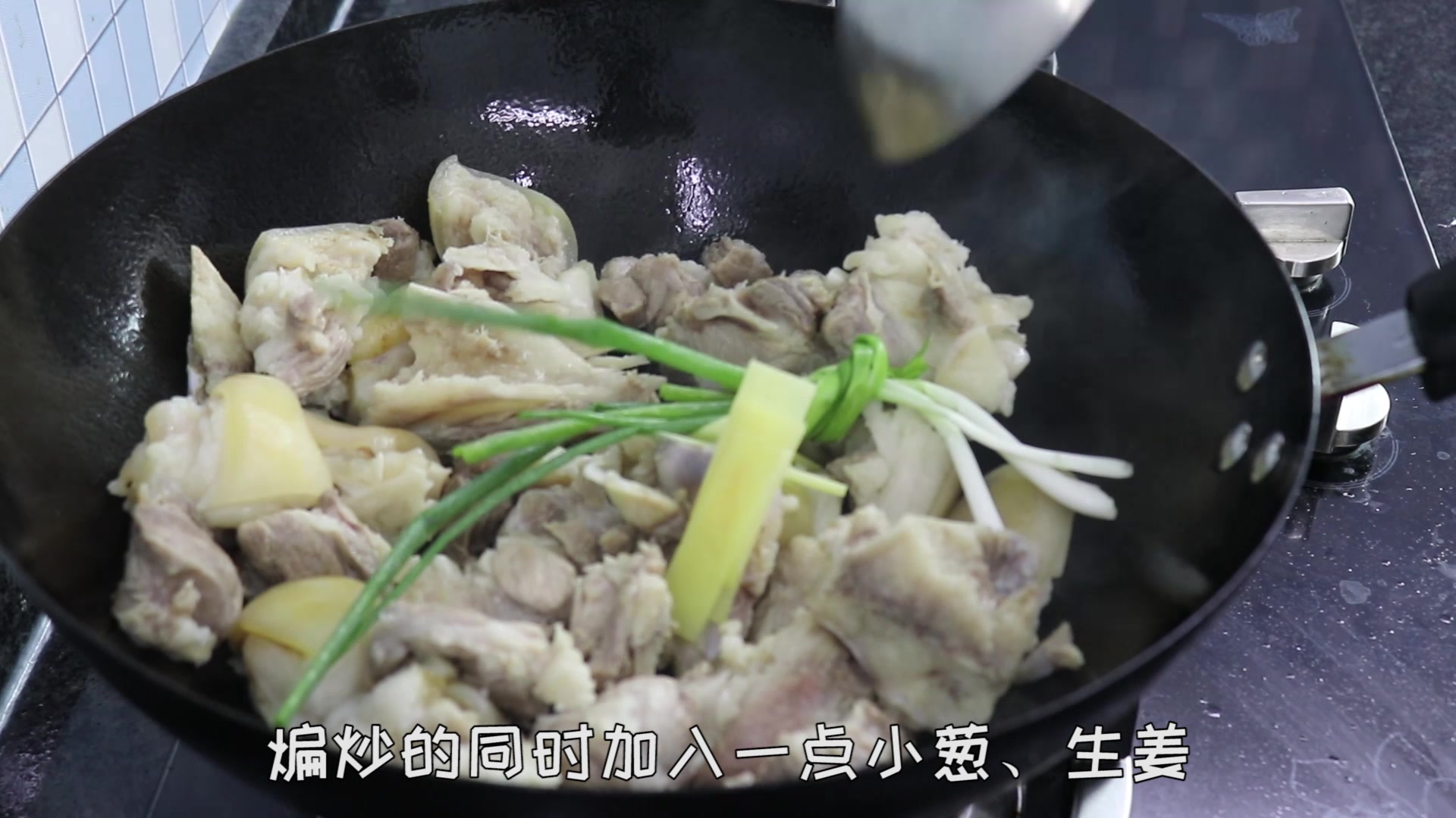 萝卜猪蹄汤的做法,好吃不油腻,做法全部教给你,营养美味还下饭