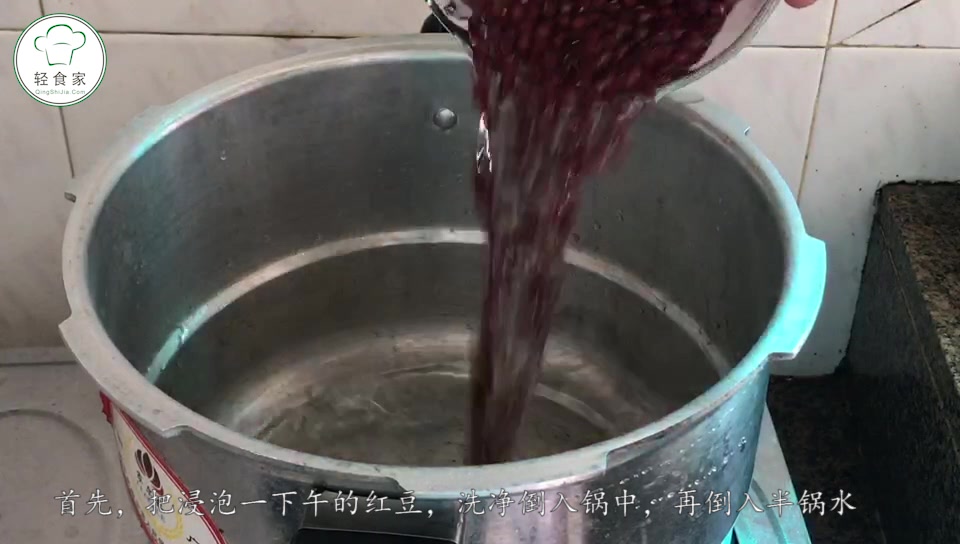 糖水铺专业老师傅传授靠谱经验:热门红豆绿豆沙最快速开花的做法