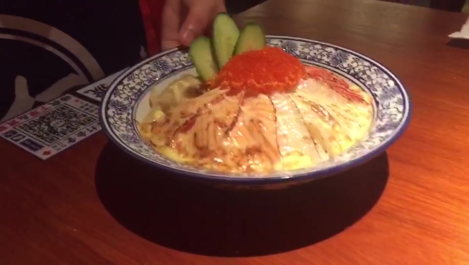 网红店日料店摩打食堂人气菜色王烈火焚身——赤焰三帝盖饭