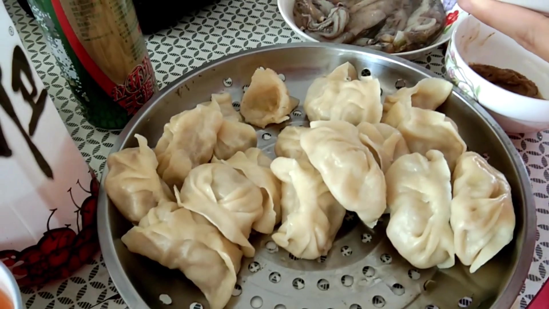 城里姑爷来农村,辽河特色蒲笋馅儿的大饺子招待他