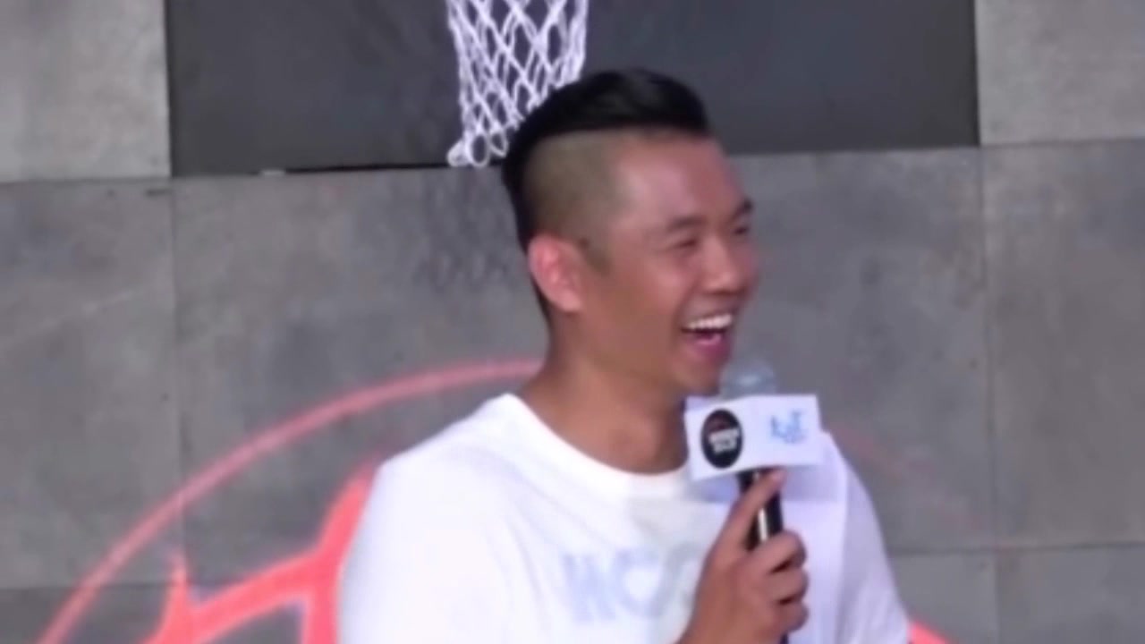 黑人陈建州暴瘦显“鲨鱼肌”晒转头自拍网友没认出