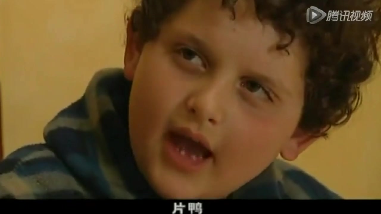 外国小孩第一次吃北京烤鸭,看那惊呆了的小眼神