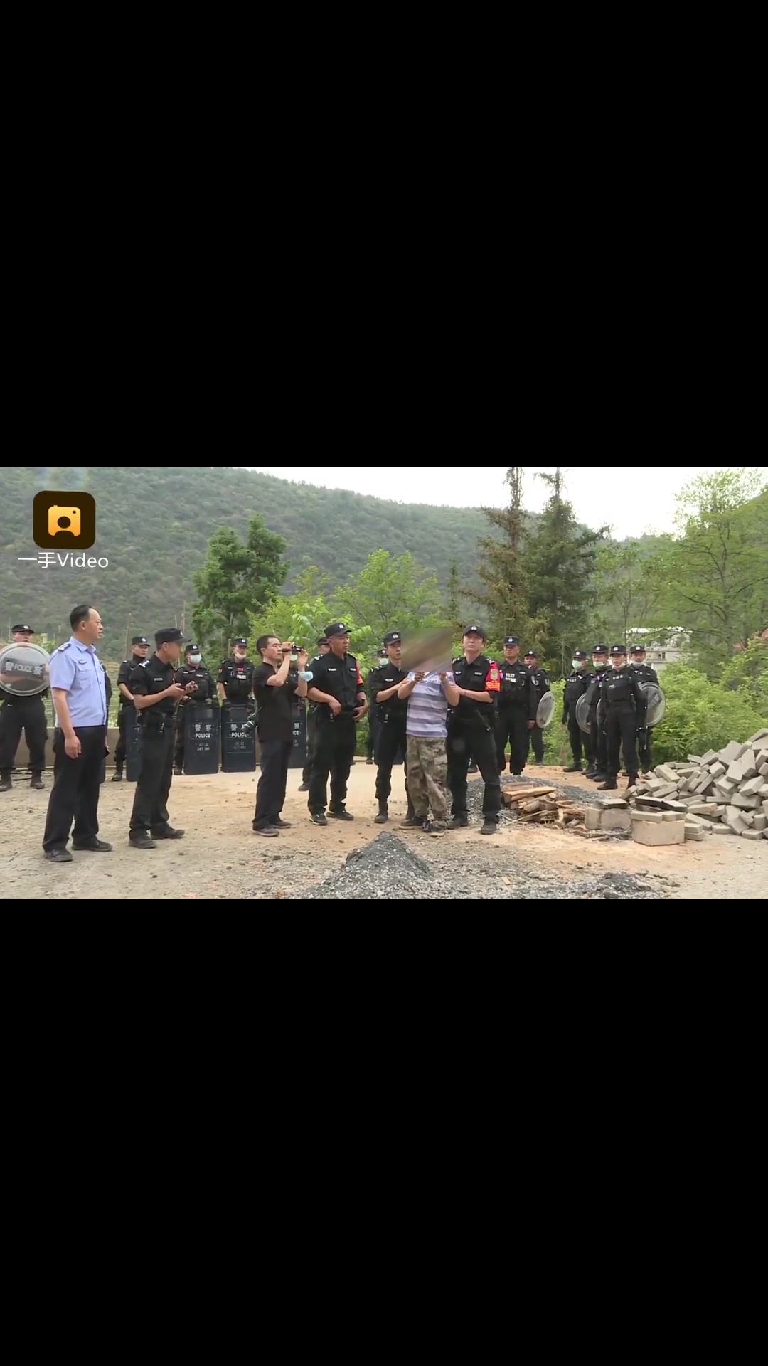 云南玉溪森林火灾案告破,系男子猪圈违建被拆,两次泄愤纵火